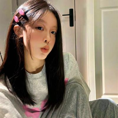 隔窗恋爱：看着你